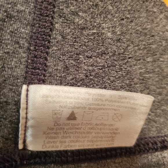 Arc'teryx tank top. Heathered grey (inside yellow. Crossed in back. Women S. - Picture 10 of 10